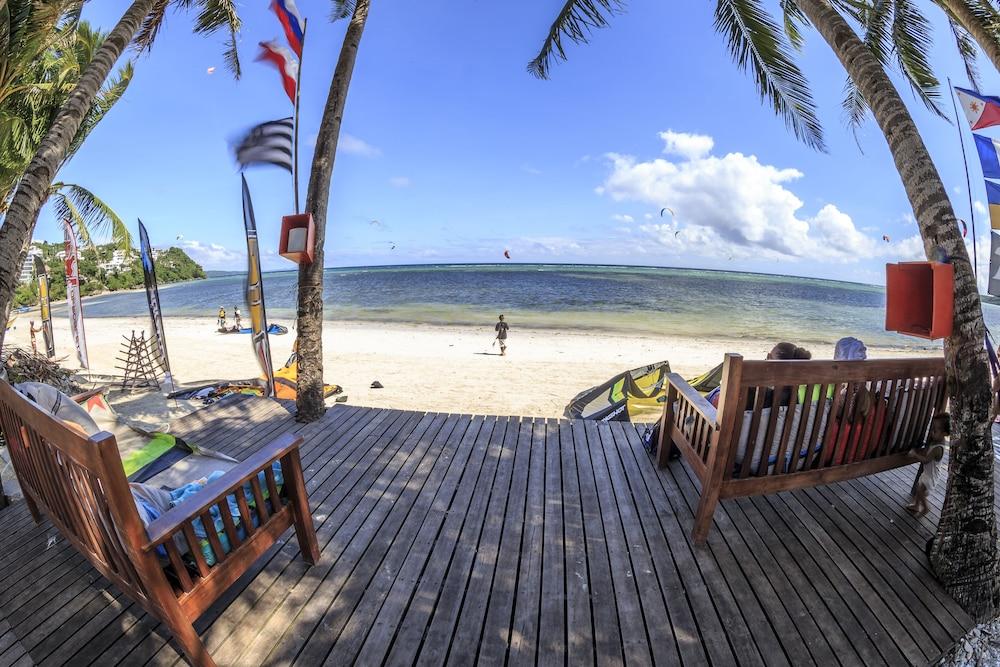 Reef Retreat Resort Balabag  Exterior foto